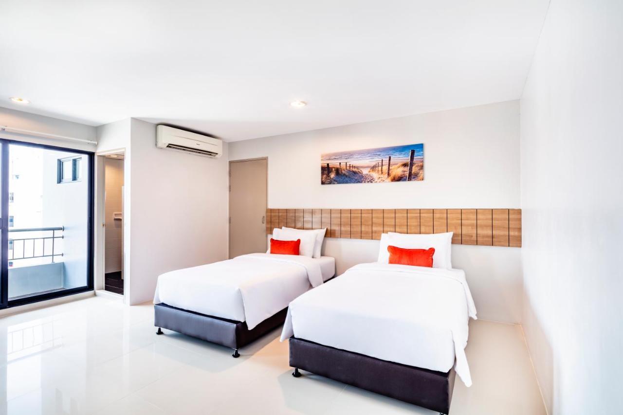 Aliz Hotel 논타부리 외부 사진